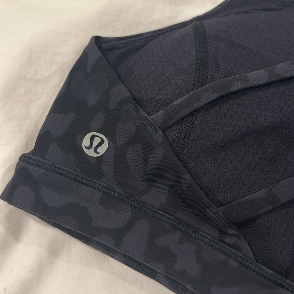 Lululemon printed sports bra